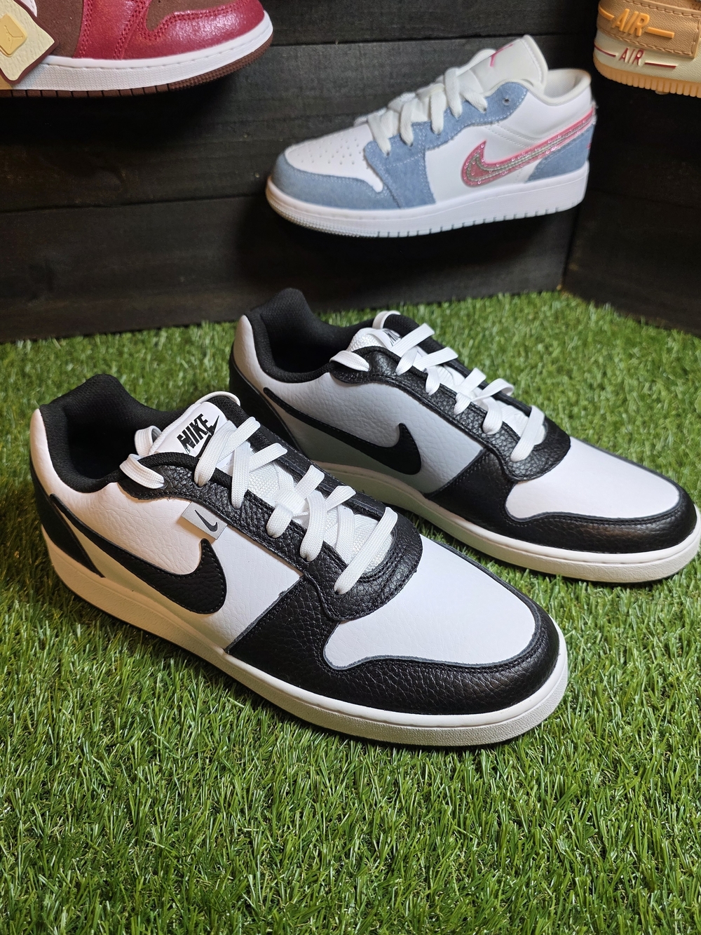 Nike Men’s Low-Top Sneakers - White/Black